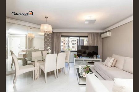 4_photo/94dce3f3cf.9b182b3f2c98229f-ATLAS-39e6441f-8912-4e07-8c3e-e66f3c864093.jpg de apartamento à venda com 2 quartos, 77m² em Bigorrilho, Curitiba