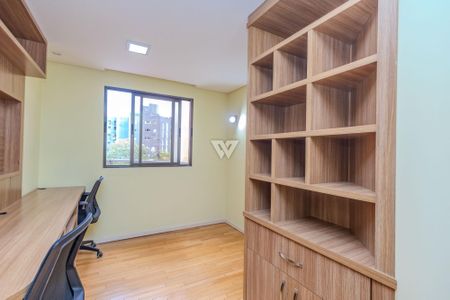 9_photo/94dce3f3d5.e2528b0afe6b45aa-ATLAS-25e91963-9339-4046-b80d-b740d4fb34c3.jpg de apartamento à venda com 4 quartos, 240m² em Bigorrilho, Curitiba