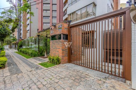 11_photo/94dce3f3d5.e2528b0afe6b45aa-ATLAS-45f4e503-c23a-4912-bdb3-5fbeb09bc2a1.jpg de apartamento à venda com 4 quartos, 240m² em Bigorrilho, Curitiba