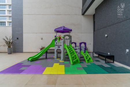 18_photo/94dce3f3f3.17edd63e97567a62-ATLAS-9c620ce6-bd64-478c-b26b-05bb0d5fb9a4.jpg de apartamento à venda com 2 quartos, 110m² em Bigorrilho, Curitiba