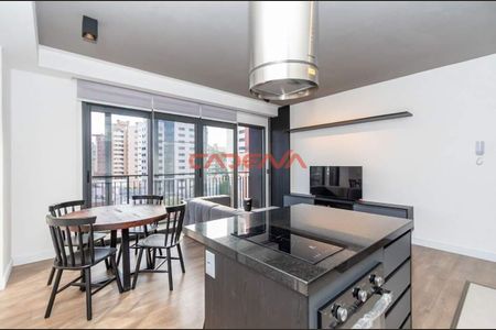 4_photo/94dce3f3f9.011feef357d76553-ATLAS-4bfe1e2b-92a7-4785-8968-abf8656cfea7.jpg de apartamento para alugar com 1 quarto, 81m² em Bigorrilho, Curitiba