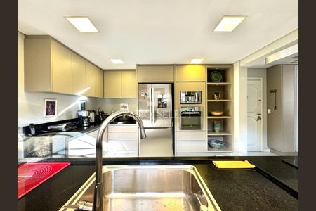 10_photo/94dce3f413.b8c4f165c1f119ea-ATLAS-cb8b097e-9909-4036-9e9b-d902af40087c.jpg de apartamento à venda com 4 quartos, 355m² em Bigorrilho, Curitiba