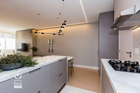 10_photo/94dce3f4b1.270bcc192adbfe17-ATLAS-510e3ab8-7efb-435a-a2c0-d7f98f38bdc0.jpg de apartamento à venda com 2 quartos, 61m² em Bigorrilho, Curitiba