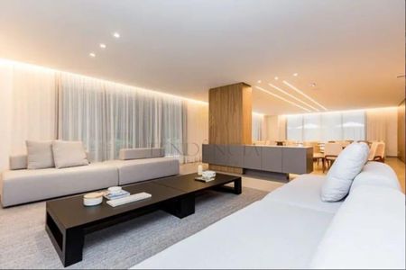 4_photo/94dce3f4b1.2a85d441c82b5248-ATLAS-d800cfb1-b220-40e7-b2b1-3684b9d1e8f7.jpg de apartamento à venda com 2 quartos, 61m² em Bigorrilho, Curitiba