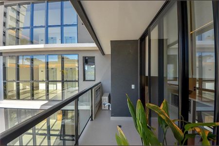 6_photo/94dce3f4b1.d2caff21bec4ea74-ATLAS-37e82cc3-8c25-4e3d-9987-0eb933cb4fad.jpg de apartamento à venda com 2 quartos, 64m² em Bigorrilho, Curitiba