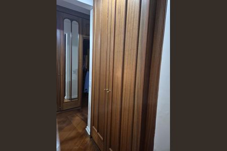 9_photo/94dce3f4e1.2bd6c31d73845aaa-ATLAS-163c35a3-71e7-48c2-b9b1-20d9cad5f5cf.jpg de apartamento à venda com 4 quartos, 190m² em Bigorrilho, Curitiba