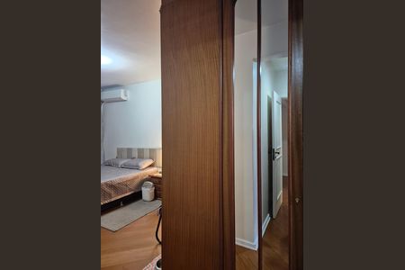 4_photo/94dce3f4e1.2bd6c31d73845aaa-ATLAS-f5dcfe03-852f-4ab7-9580-ef056a2cc4ce.jpg de apartamento à venda com 4 quartos, 190m² em Bigorrilho, Curitiba