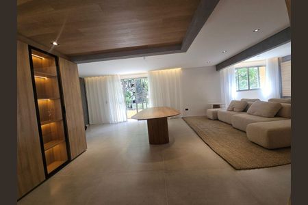 21_photo/94dce3f4e1.aafc750051720c32-ATLAS-0f2a2876-2e48-4779-ac3c-abcd98a52ca2.jpg de apartamento à venda com 3 quartos, 128m² em Bigorrilho, Curitiba