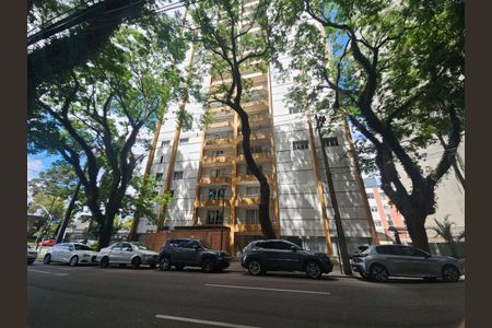 33_photo/94dce3f4e1.aafc750051720c32-ATLAS-8c41b52f-a9f2-4cbd-a61b-7960c9f63bfd.jpg de apartamento à venda com 3 quartos, 128m² em Bigorrilho, Curitiba