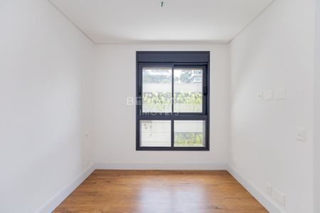 5_photo/94dce3f4e3.6a940fd7dc05e55d-ATLAS-00ea72bc-da30-4327-aeed-a6fc0c4929a1.jpg de apartamento à venda com 3 quartos, 153m² em Bigorrilho, Curitiba