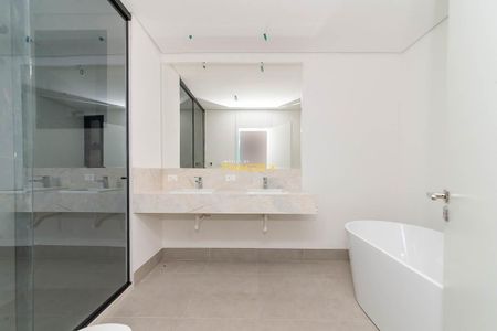 8_photo/94dce3f4e3.6a940fd7dc05e55d-ATLAS-09a58ff8-b321-4a83-855d-1ec29856ef19.jpg de apartamento à venda com 3 quartos, 153m² em Bigorrilho, Curitiba