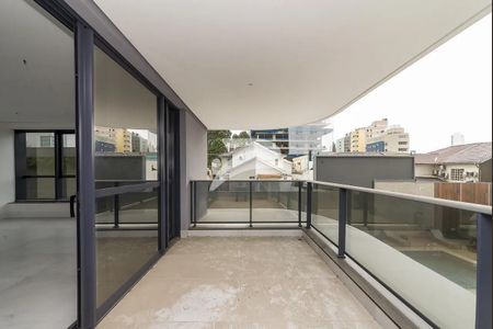 4_photo/94dce3f4e3.88b047e504cc3bc1-ATLAS-06b20ac0-a487-4aaa-9729-e2fcacb846b4.jpg de apartamento à venda com 3 quartos, 152m² em Bigorrilho, Curitiba