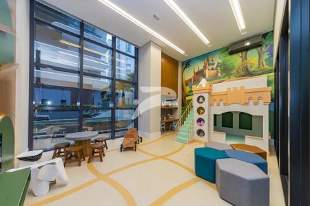 1_photo/94dce3f4e3.88b047e504cc3bc1-ATLAS-496f7d2c-7143-44ae-9847-293f042da018.jpg de apartamento à venda com 3 quartos, 152m² em Bigorrilho, Curitiba