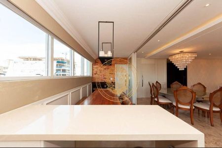 9_photo/94dce3f4ff.630fdec0e974716c-ATLAS-27d5965e-bd41-4544-b9d0-e472213b446f.jpg de apartamento para alugar com 3 quartos, 180m² em Batel, Curitiba