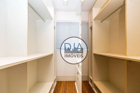 7_photo/94dce3f4ff.82506d9600853a32-ATLAS-2035bb55-cdca-48e2-a8fc-b685005892f7.jpg de apartamento para alugar com 3 quartos, 279m² em Batel, Curitiba