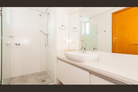 8_photo/94dce3f4ff.82506d9600853a32-ATLAS-3e2a49d8-8884-4672-b3da-ee99ff73ef75.jpg de apartamento para alugar com 3 quartos, 213m² em Batel, Curitiba