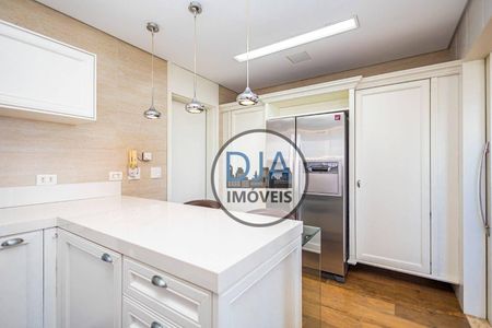 42_photo/94dce3f4ff.82506d9600853a32-ATLAS-9dd6ba89-ceac-4b1c-a0d8-564a9e2e8d4d.jpg de apartamento para alugar com 3 quartos, 279m² em Batel, Curitiba