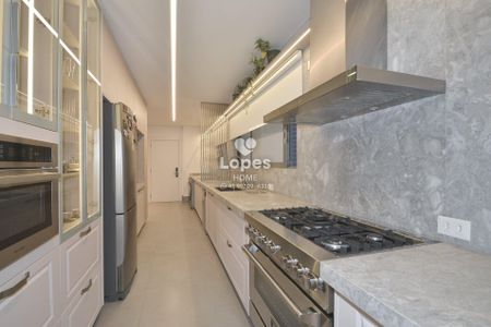 3_photo/94dce3f50f.15a3ad828de22904-ATLAS-20d9e521-db93-45f2-b39b-4d84ff26d944.jpg de apartamento à venda com 2 quartos, 197m² em Batel, Curitiba