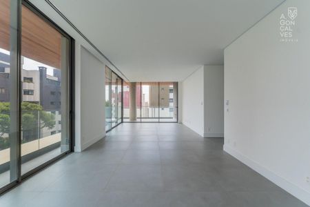 4_photo/94dce3f50f.c1c2a1d82c12a4ee-ATLAS-0b65056f-3d3f-497c-baa9-7b373cc54f1d.jpg de apartamento à venda com 2 quartos, 181m² em Batel, Curitiba