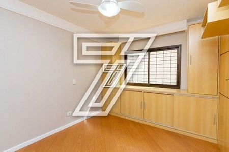 6_photo/94dce3f523.fc9de8254f6fef91-ATLAS-3d6c79b7-bcd0-470d-aefb-97e589e0f21e.jpg de apartamento à venda com 3 quartos, 237m² em Centro, Curitiba