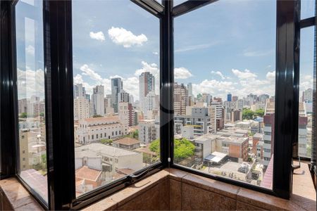 5_photo/94dce3f569.e47622cab102e619-ATLAS-1e06ff02-6267-4675-832e-4d7f2ae1d2a9.jpg de apartamento à venda com 4 quartos, 304m² em Centro, Curitiba