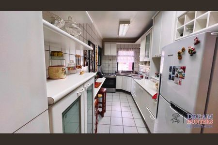 40_photo/94dce3f56b.4c6b95f92187bed4-ATLAS-e1c9d43d-be9b-4e42-993a-6b1dc35e9a90.jpg de apartamento à venda com 4 quartos, 233m² em Centro, Curitiba