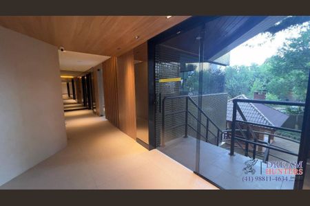 26_photo/94dce3f56b.8f0eac9183563c73-ATLAS-3b9ae5f8-425e-43e0-9574-db56a9d21edb.jpg de apartamento à venda com 4 quartos, 231m² em Centro, Curitiba