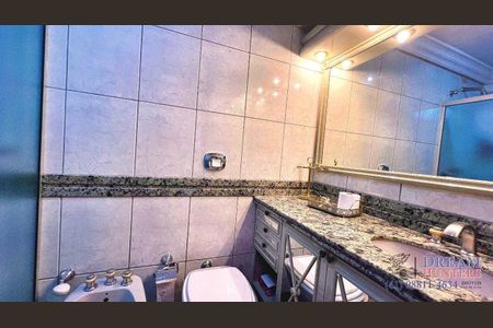 10_photo/94dce3f56b.8f0eac9183563c73-ATLAS-50e28cbf-60fc-4e89-bd2e-6d62e00f4559.jpg de apartamento à venda com 4 quartos, 231m² em Centro, Curitiba