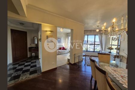 43_photo/94dce3f56b.c5c9bbec4f3c6a13-ATLAS-6e971f10-9c2a-4d3f-b6cc-386b91bc2b62.jpg de apartamento para alugar com 4 quartos, 254m² em Centro, Curitiba