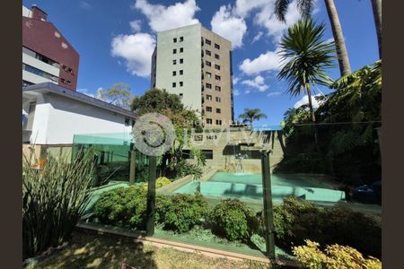 2_photo/94dce3f56b.c5c9bbec4f3c6a13-ATLAS-9ce99e77-53d7-4b4d-8347-d0a48e63f62c.jpg de apartamento para alugar com 4 quartos, 254m² em Centro, Curitiba