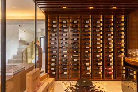 5_photo/94dce3f56d.4e880f8228a8a24b-ATLAS-04a74c02-c5bf-43a7-9517-b433c2f8248b.jpg de apartamento à venda com 5 quartos, 501m² em Bigorrilho, Curitiba