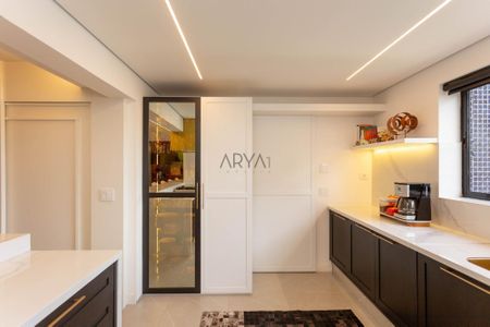 14_photo/94dce3f56d.4e880f8228a8a24b-ATLAS-50e254d9-2ec5-4d12-8edd-62cc0f586c91.jpg de apartamento à venda com 5 quartos, 501m² em Bigorrilho, Curitiba