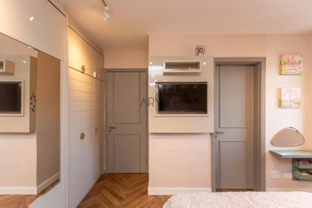 32_photo/94dce3f56d.4e880f8228a8a24b-ATLAS-7397b966-668c-4f74-9ff6-54bdb65015e9.jpg de apartamento à venda com 5 quartos, 501m² em Bigorrilho, Curitiba