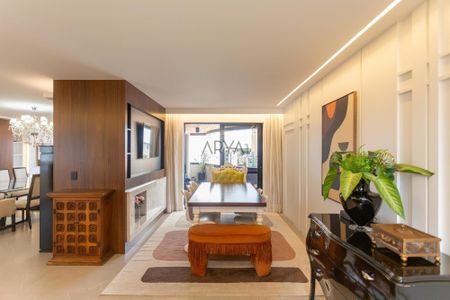 7_photo/94dce3f56d.4e880f8228a8a24b-ATLAS-cf74c352-8e08-4bf2-af87-cf133396f67f.jpg de apartamento à venda com 5 quartos, 501m² em Bigorrilho, Curitiba