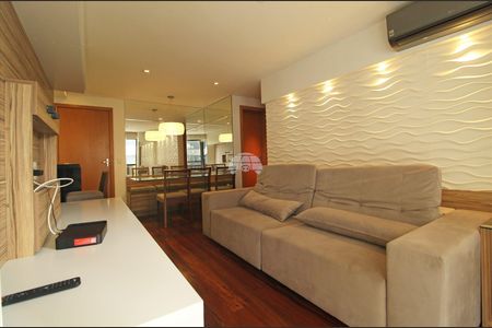 4_photo/94dce3f58b.37f9a67197c2f5be-ATLAS-face8d88-2bf5-4fcf-9be9-697b0cd10a7e.jpg de apartamento para alugar com 2 quartos, 63m² em Centro, Curitiba