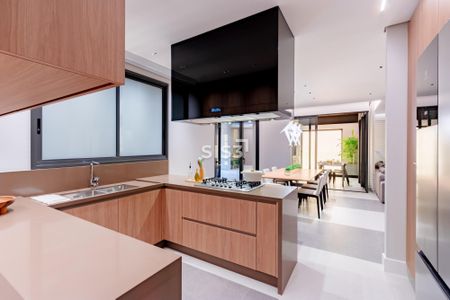 7_photo/94dce3f597.f91a7bf774741b78-ATLAS-21ff3872-c314-4ce7-b41b-eb2b4fb5e76c.jpg de apartamento à venda com 3 quartos, 174m² em Centro, Curitiba