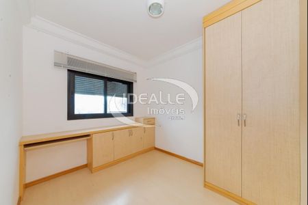 17_photo/94dce3f5a1.09000a4fa51e2841-ATLAS-1ce79c88-de62-4d09-955e-6a7ff3eb40d4.jpg de apartamento para alugar com 4 quartos, 145m² em Centro, Curitiba