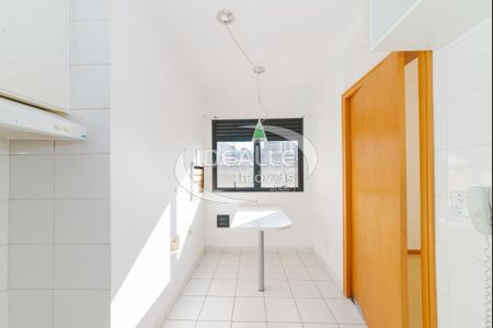 9_photo/94dce3f5a1.09000a4fa51e2841-ATLAS-7a524990-9c88-4805-bf33-6e33d5ea0a49.jpg de apartamento para alugar com 4 quartos, 145m² em Centro, Curitiba