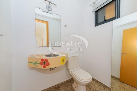 4_photo/94dce3f5a1.09000a4fa51e2841-ATLAS-a15d7b25-2e7b-404d-9830-f3c6952e2dbd.jpg de apartamento para alugar com 4 quartos, 145m² em Centro, Curitiba