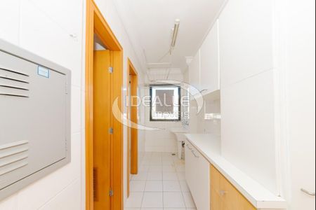 10_photo/94dce3f5a1.09000a4fa51e2841-ATLAS-e6b08396-4ccf-4502-8e8b-e6ac8bf24d74.jpg de apartamento para alugar com 4 quartos, 145m² em Centro, Curitiba