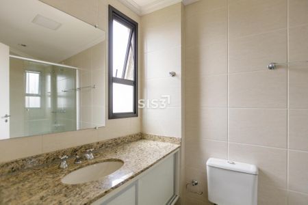 6_photo/94dce3f5a1.f66d028d646c826b-ATLAS-37c3c9aa-4f09-4aa2-bf3b-f3a353f90d6a.jpg de apartamento à venda com 3 quartos, 145m² em Centro, Curitiba