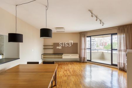 3_photo/94dce3f5a1.f66d028d646c826b-ATLAS-6f7084bd-40d5-4c34-b40b-1601de4bb68e.jpg de apartamento à venda com 3 quartos, 145m² em Centro, Curitiba