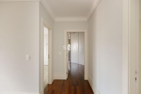 8_photo/94dce3f5a1.f66d028d646c826b-ATLAS-79852878-ba5d-4b26-afc4-165bc5ca61b0.jpg de apartamento à venda com 3 quartos, 145m² em Centro, Curitiba