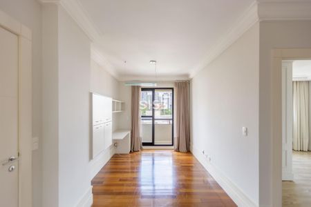 5_photo/94dce3f5a1.f66d028d646c826b-ATLAS-89f47d40-8119-4ffb-8e76-aa51b0482aa3.jpg de apartamento à venda com 3 quartos, 145m² em Centro, Curitiba