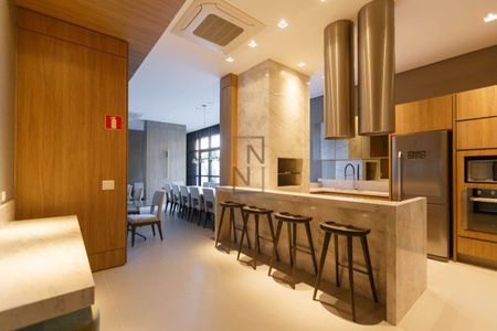 8_photo/94dce3f5cd.df48fa5043247fa7-ATLAS-3827d248-c63c-402e-a357-0b5488d1ad45.jpg de apartamento à venda com 2 quartos, 130m² em São Francisco, Curitiba