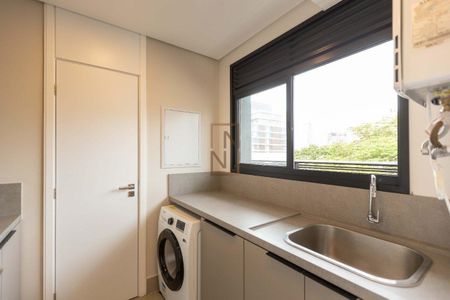 7_photo/94dce3f5cd.df48fa5043247fa7-ATLAS-bd87a0aa-e939-4615-bbc8-393eaee3a85f.jpg de apartamento à venda com 2 quartos, 130m² em São Francisco, Curitiba