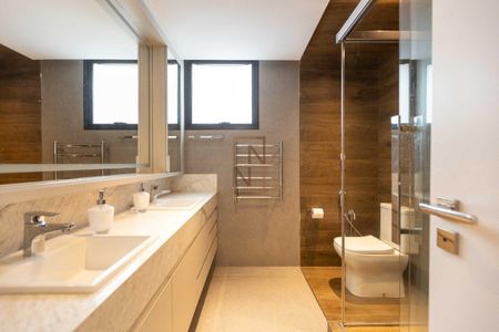 14_photo/94dce3f5cd.df48fa5043247fa7-ATLAS-f1eb9dcf-1db6-4d93-8b22-556a2145a18a.jpg de apartamento à venda com 2 quartos, 130m² em São Francisco, Curitiba