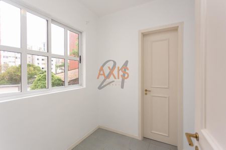 2_photo/94dce3f5d1.29152d4f95012d72-ATLAS-9e8d078d-c51f-4872-a8f9-a92e58b6400e.jpg de apartamento à venda com 3 quartos, 149m² em Bigorrilho, Curitiba