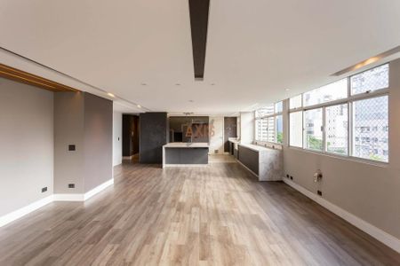 3_photo/94dce3f5ef.11ae8d6217f777ff-ATLAS-37d5261a-2274-4a37-8e15-ec02a60b680d.jpg de apartamento à venda com 3 quartos, 241m² em Água Verde, Curitiba