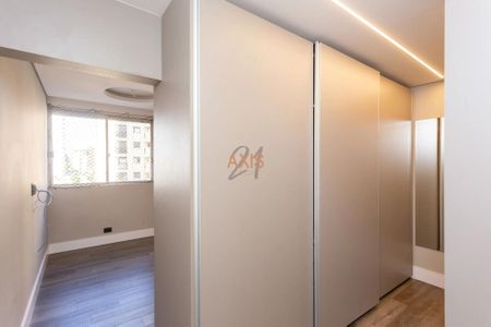 32_photo/94dce3f5ef.11ae8d6217f777ff-ATLAS-7d99ff96-2a85-4af8-8463-b09ae68ce174.jpg de apartamento à venda com 3 quartos, 241m² em Água Verde, Curitiba